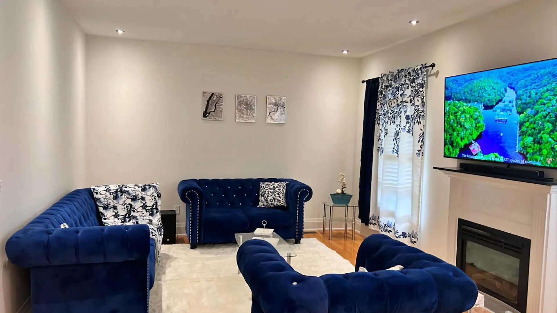 Spacious Detached House In Mississauga