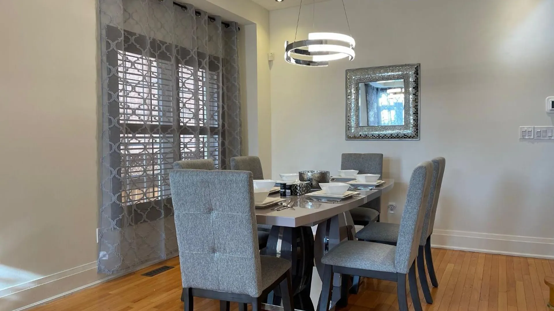 Holiday home Spacious Detached House In Mississauga