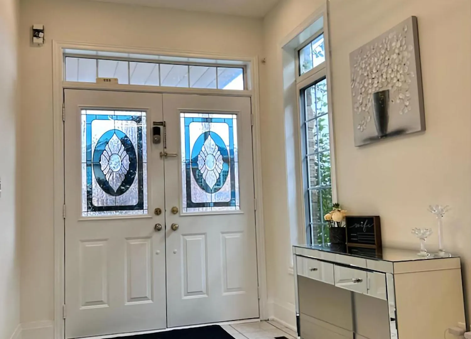 Spacious Detached House In Mississauga